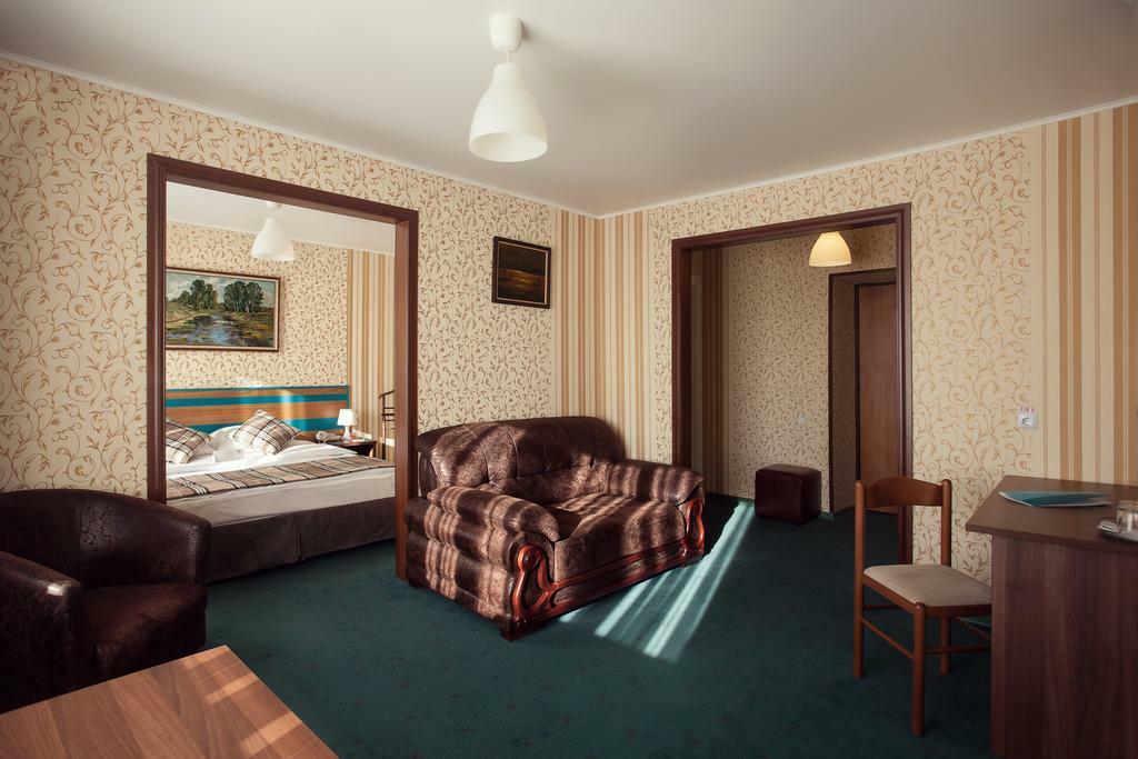 Vostok Hotel Tyumen Room photo